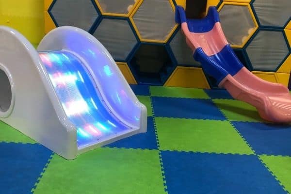 Need an indoor kid friendly location to take your kids to hang out and play during the cold weather?