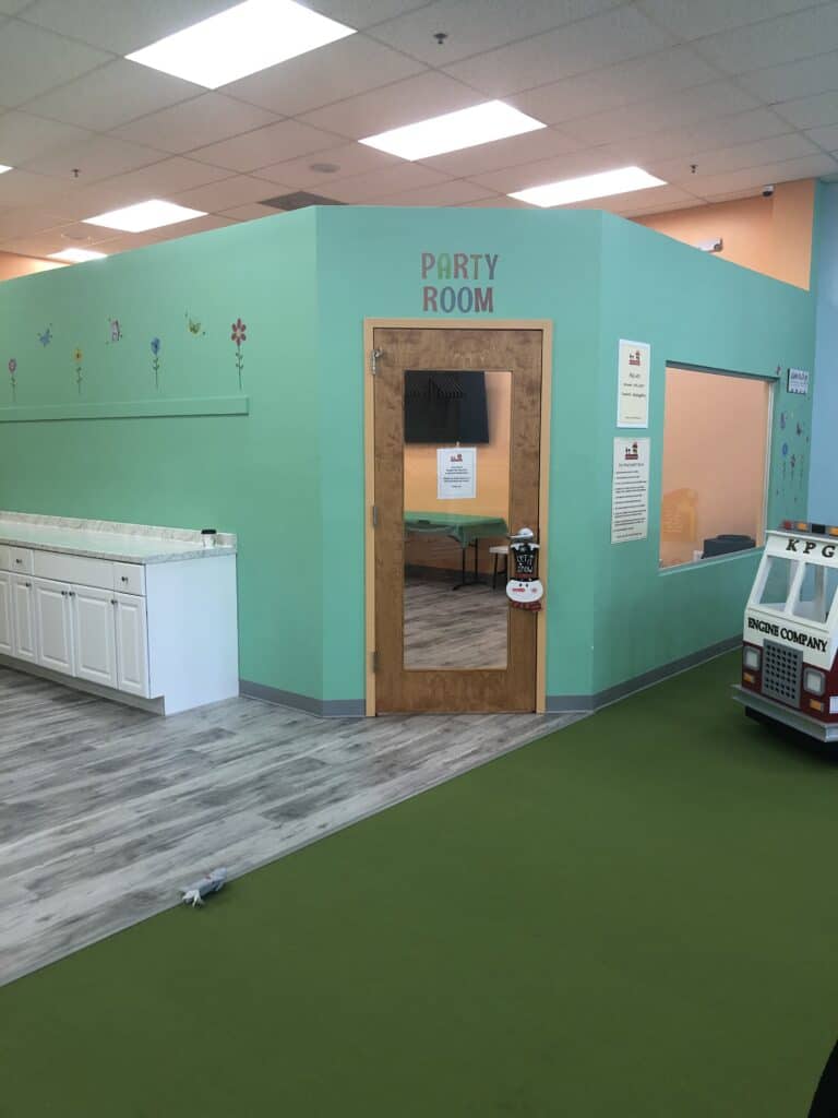 Kids Play Gallery A Fun indoor play area in Gaithersburg Maryland party room