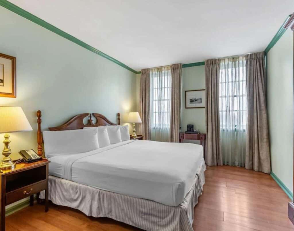 where to stay in Baltimore