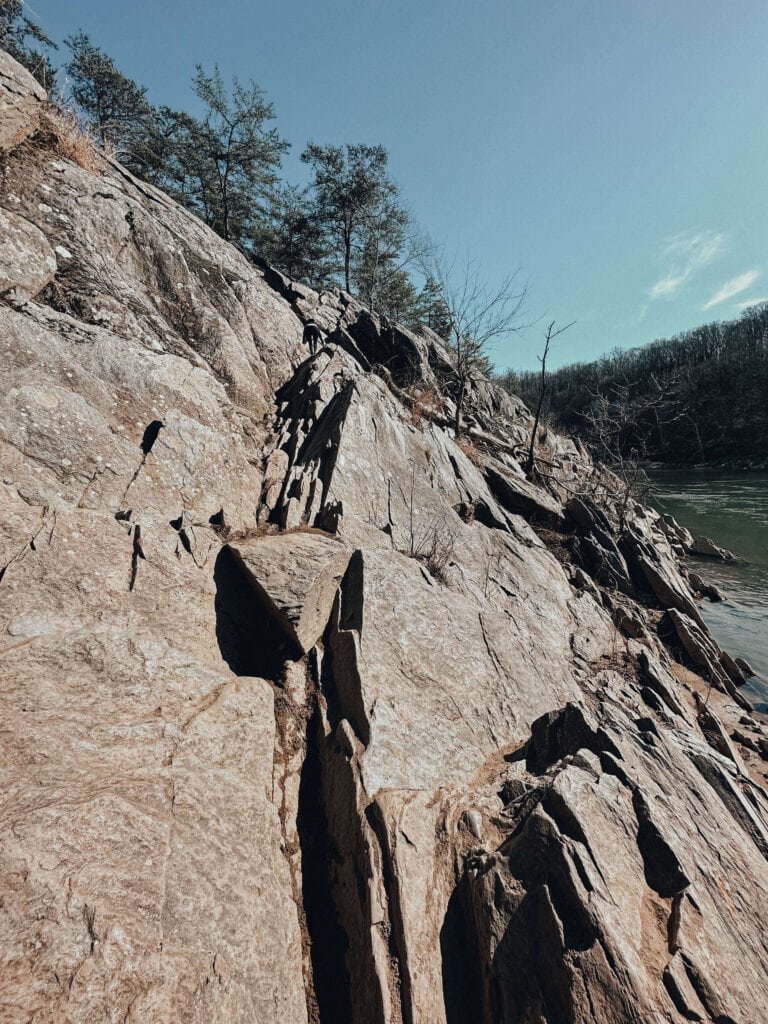 One portion of the trail has a rock scramble up a short cliff