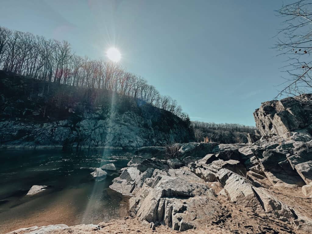 Looking back along the Billy Goat Trail Section A