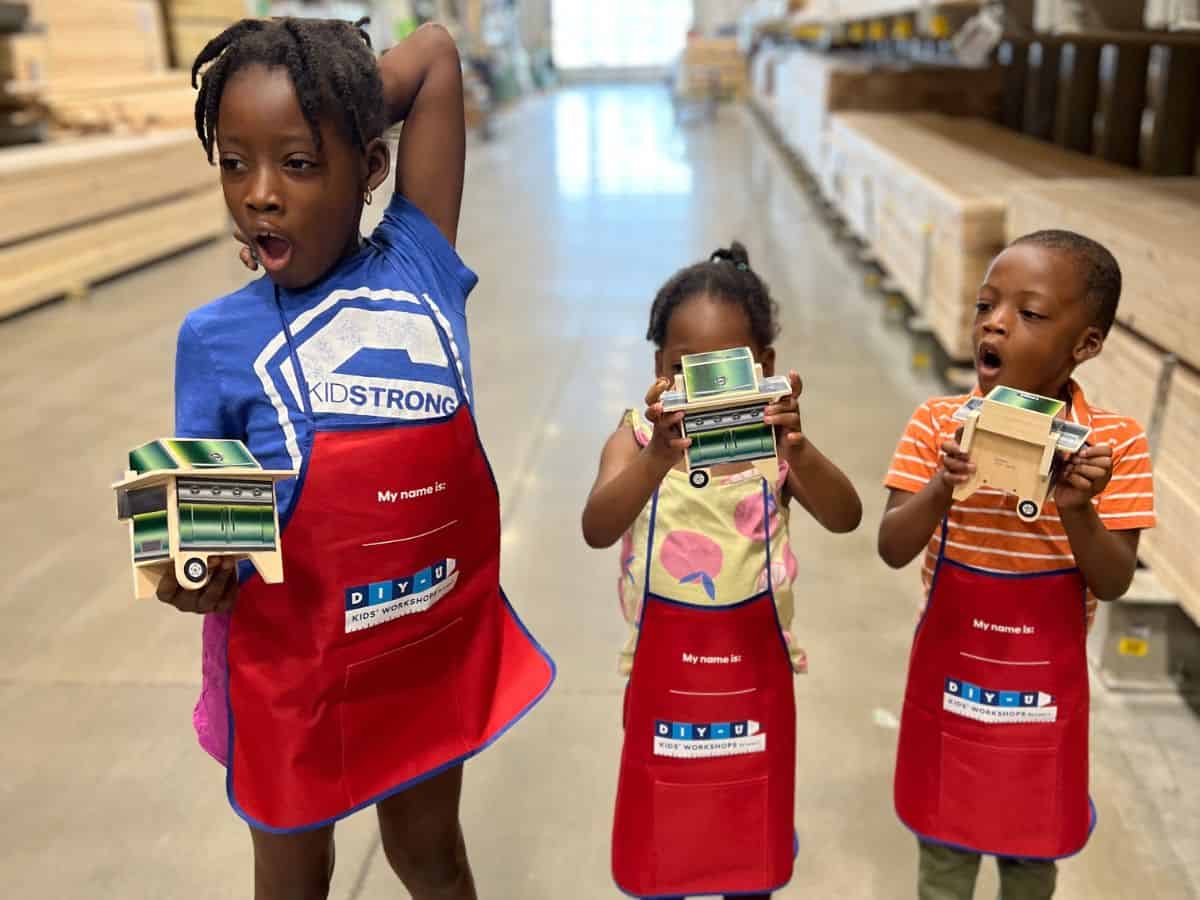 lowes kids workshop